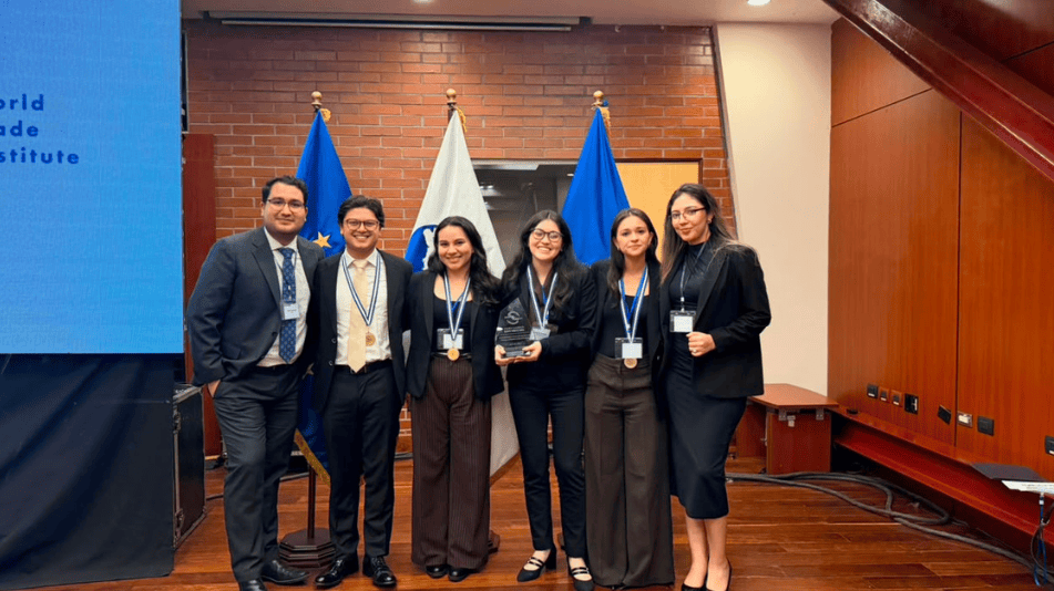 Victoria Moot SIECA Derecho UFM