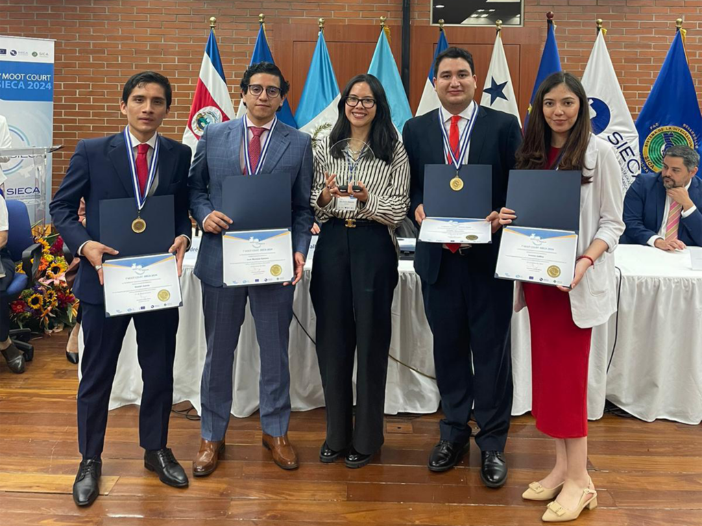 UFM-Derecho-Experiencias-2024-3